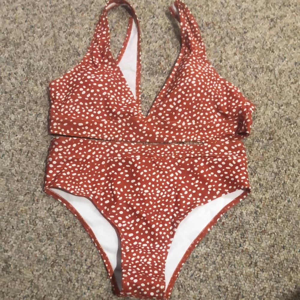 High waisted bikini